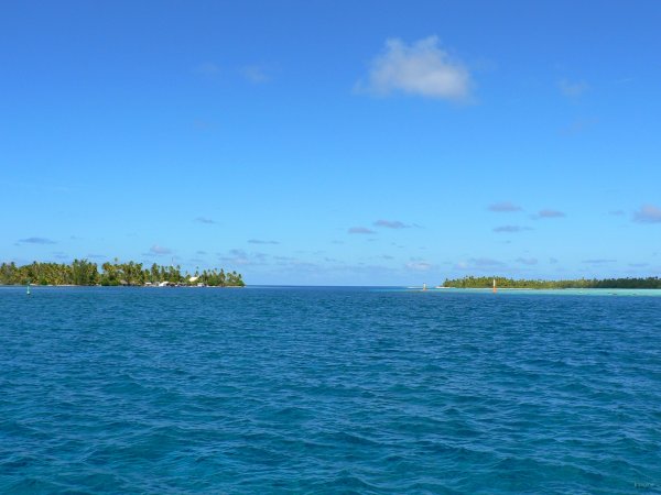 02- La passe Tumakohua au sud de Fakarava 